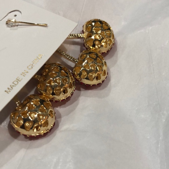 Gold tone ruby red gemstone cherry on stem dangling earrings new - Picture 6 of 16